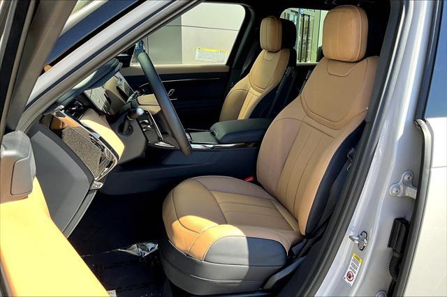 new 2025 Land Rover Range Rover Sport car, priced at $105,595