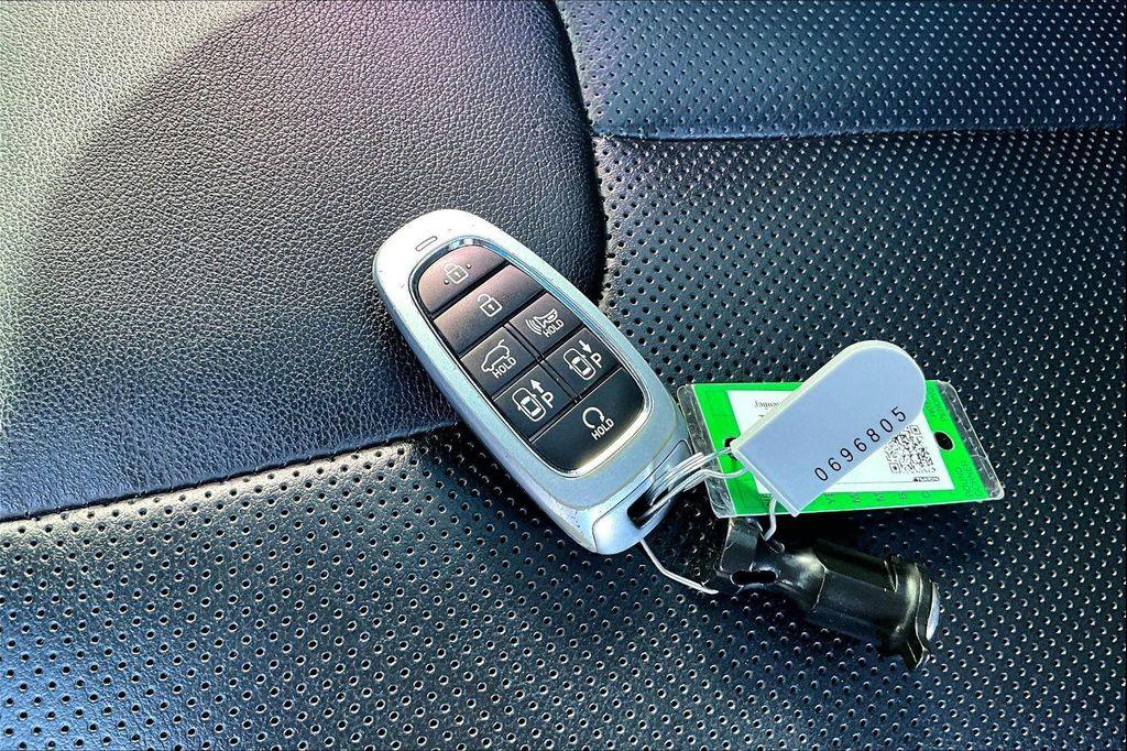 used 2023 Hyundai Santa Fe car, priced at $28,981