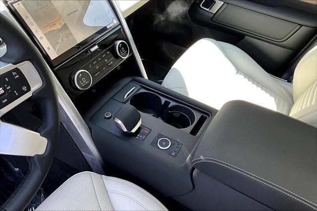 new 2025 Land Rover Discovery car, priced at $68,828
