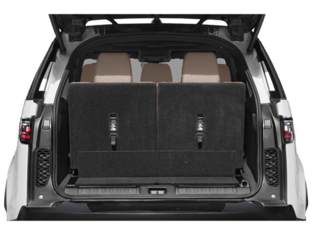 new 2025 Land Rover Discovery car, priced at $68,828
