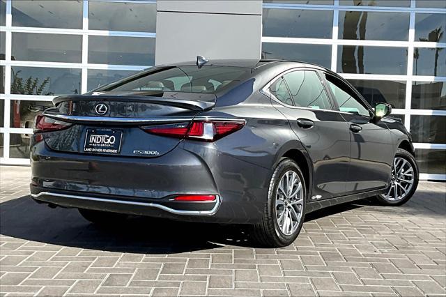 used 2022 Lexus ES 300h car, priced at $38,794