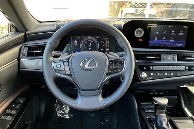 used 2022 Lexus ES 300h car, priced at $38,794