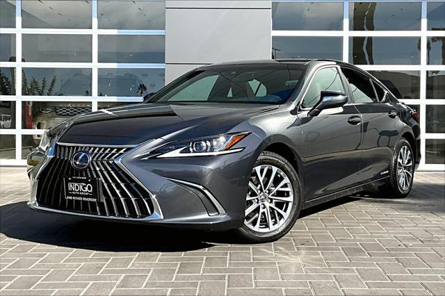 used 2022 Lexus ES 300h car, priced at $39,375