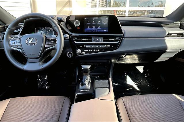 used 2022 Lexus ES 300h car, priced at $38,794