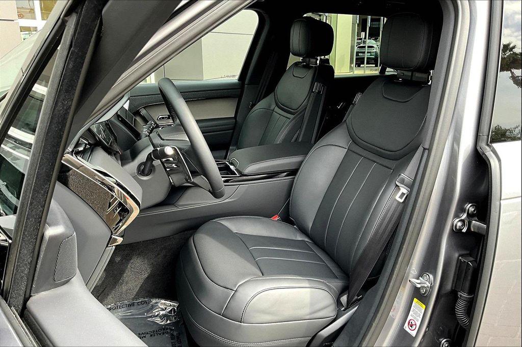 new 2025 Land Rover Range Rover Sport car, priced at $92,755