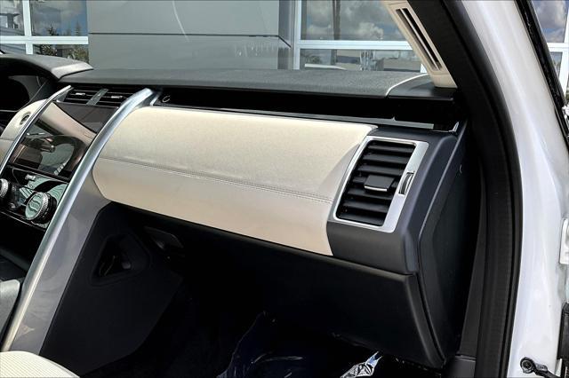 used 2022 Land Rover Discovery car, priced at $36,852