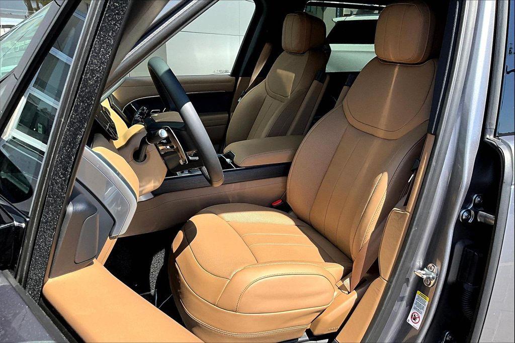new 2025 Land Rover Range Rover car, priced at $130,415