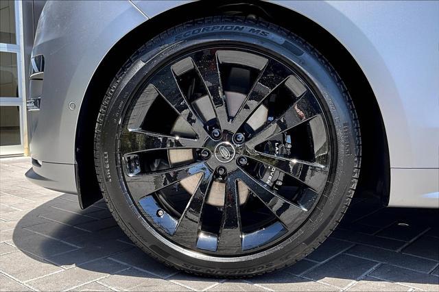 new 2025 Land Rover Range Rover Sport car, priced at $110,570