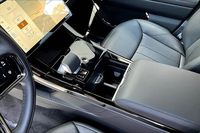 new 2025 Land Rover Range Rover Sport car, priced at $110,570
