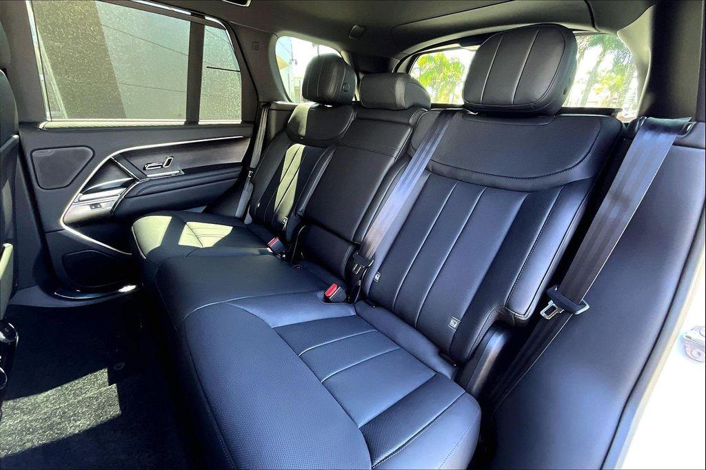 new 2025 Land Rover Range Rover car, priced at $127,695