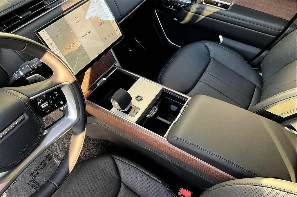 new 2025 Land Rover Range Rover car, priced at $128,525