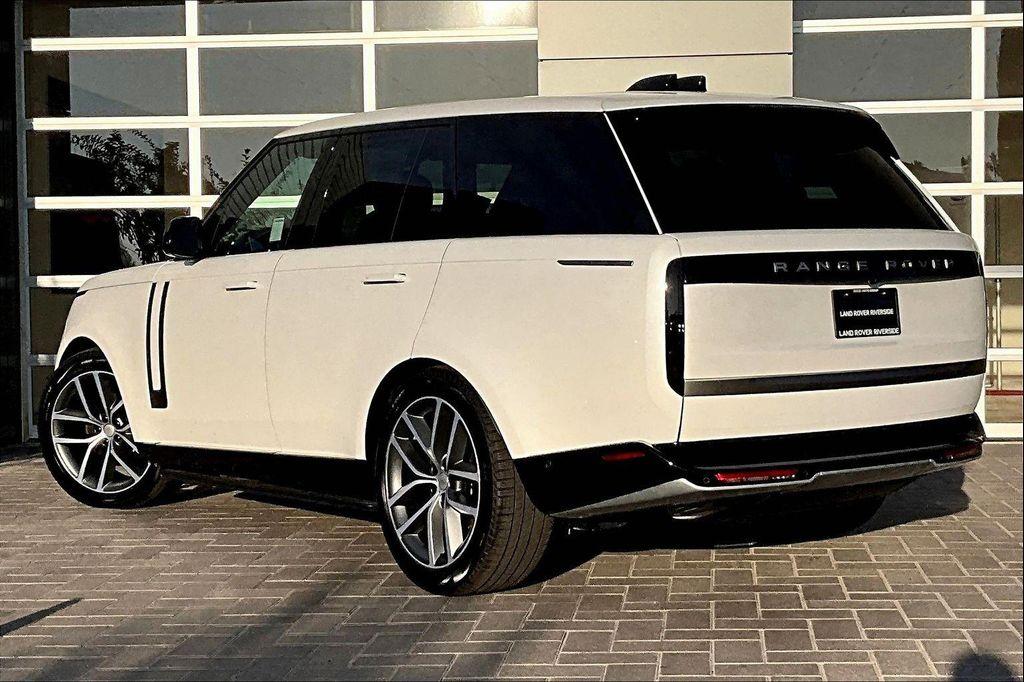new 2025 Land Rover Range Rover car, priced at $128,525