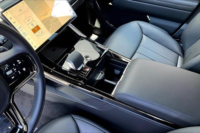 new 2025 Land Rover Range Rover Sport car, priced at $122,885