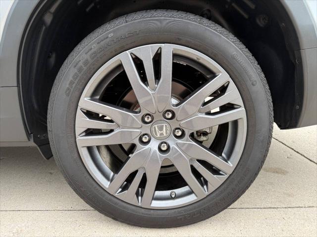 used 2022 Honda Pilot car, priced at $33,990