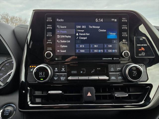 used 2022 Toyota Highlander car, priced at $40,000