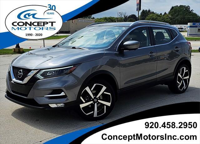 used 2020 Nissan Rogue Sport car, priced at $25,000