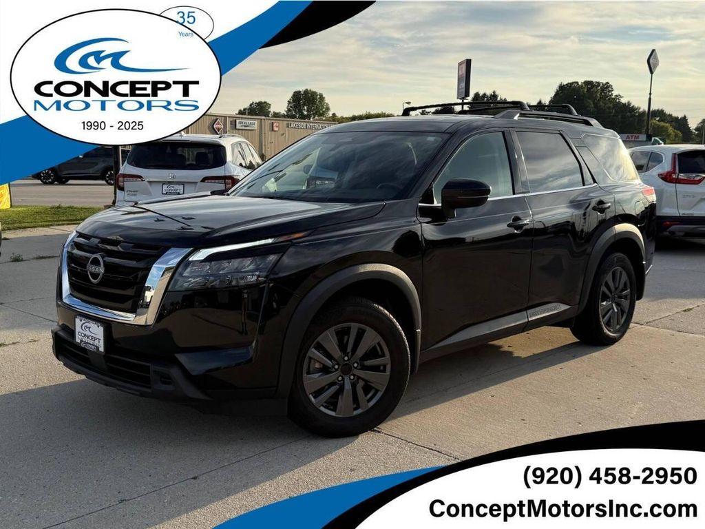 used 2024 Nissan Pathfinder car, priced at $35,590