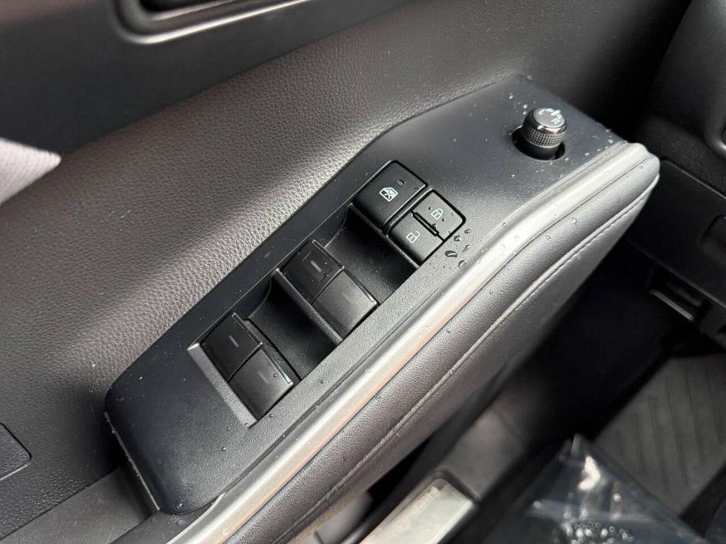 used 2022 Toyota Highlander car, priced at $34,990
