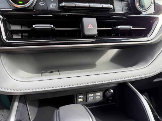 used 2022 Toyota Highlander car, priced at $41,000