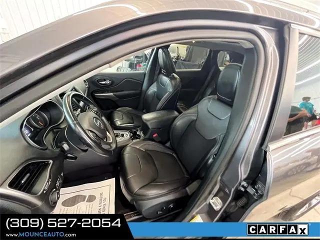 used 2019 Jeep Cherokee car, priced at $14,971