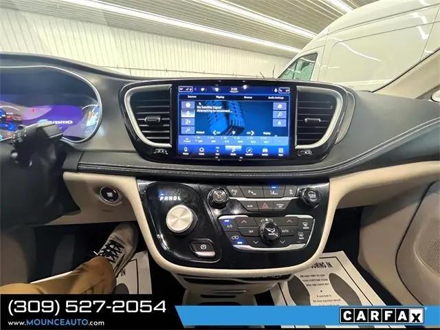 used 2021 Chrysler Pacifica Hybrid car, priced at $21,753