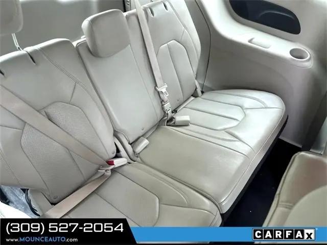 used 2021 Chrysler Pacifica Hybrid car, priced at $22,382