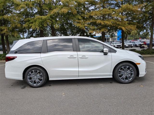 new 2025 Honda Odyssey car, priced at $50,200