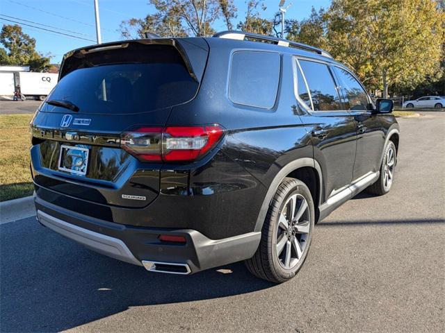 new 2025 Honda Pilot car, priced at $48,950