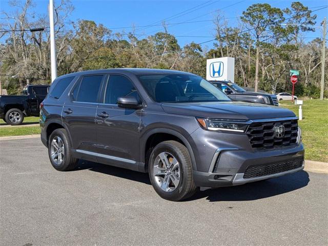 new 2025 Honda Pilot car, priced at $44,950
