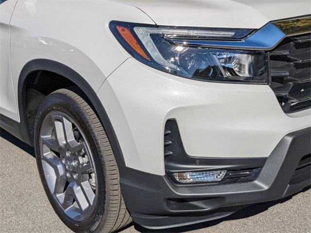 new 2025 Honda Passport car, priced at $44,250