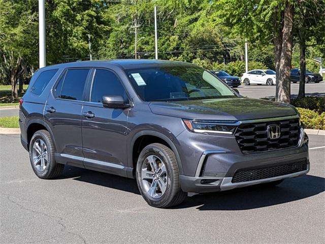 new 2025 Honda Pilot car, priced at $44,895