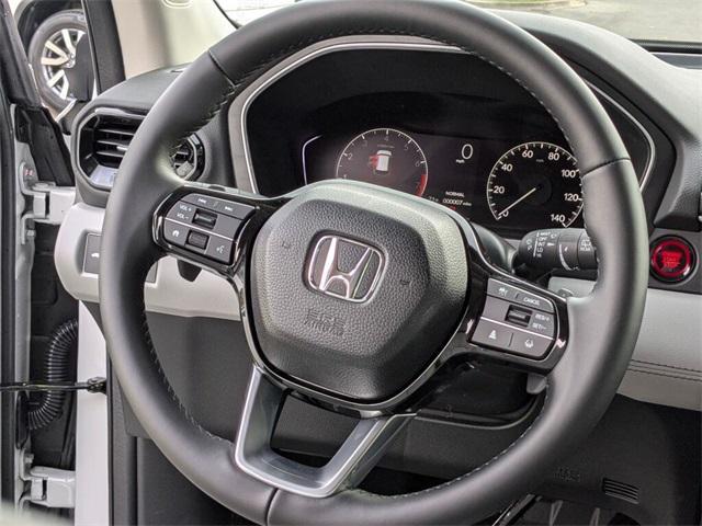 new 2025 Honda Pilot car, priced at $47,505