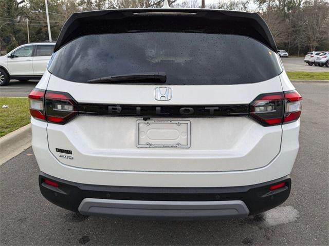 new 2025 Honda Pilot car, priced at $47,505