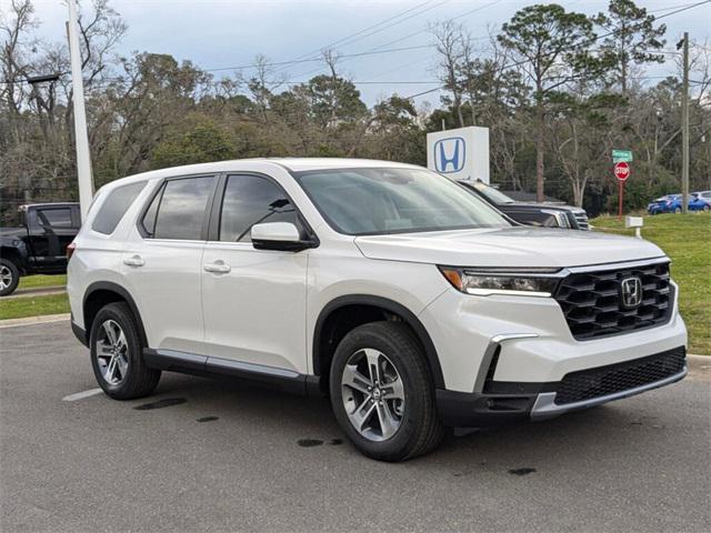 new 2025 Honda Pilot car, priced at $47,505