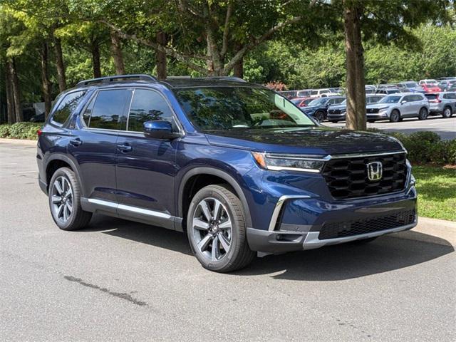 new 2025 Honda Pilot car, priced at $50,670