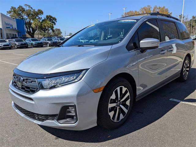 used 2025 Honda Odyssey car, priced at $44,275