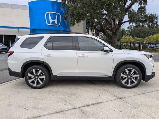 new 2025 Honda Pilot car, priced at $49,405