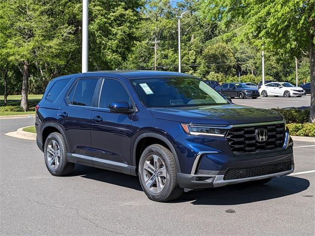 new 2025 Honda Pilot car, priced at $45,680