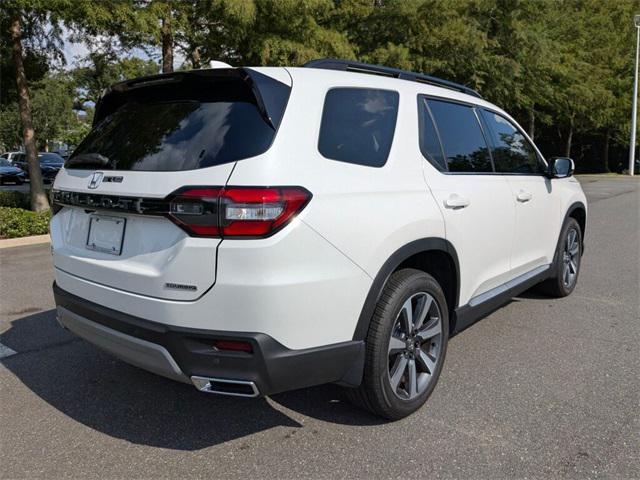 new 2025 Honda Pilot car, priced at $51,505