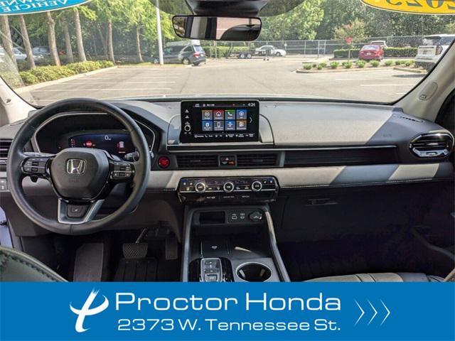 used 2025 Honda Pilot car, priced at $51,990