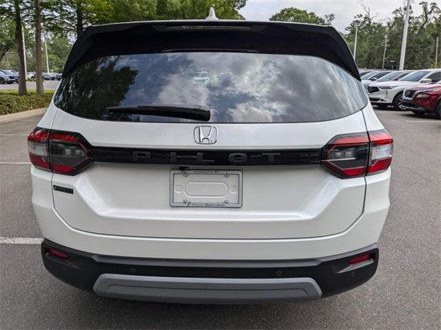 new 2025 Honda Pilot car, priced at $45,405