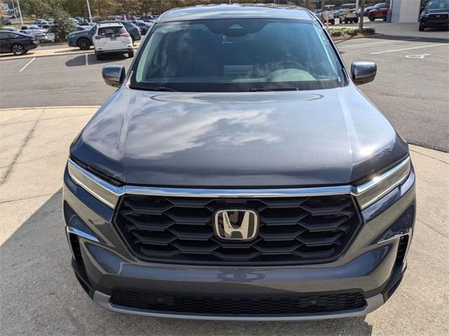 new 2025 Honda Pilot car, priced at $46,995