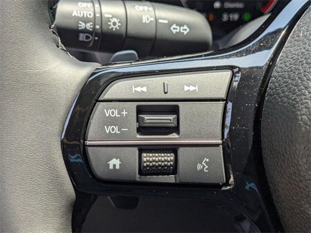 new 2025 Honda Pilot car, priced at $45,680