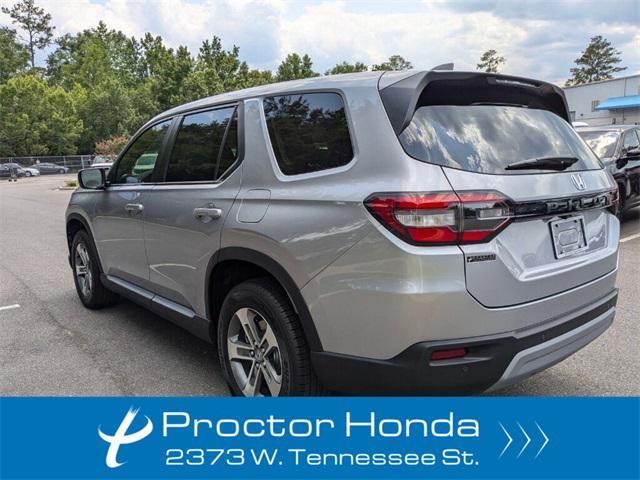 used 2025 Honda Pilot car, priced at $45,680