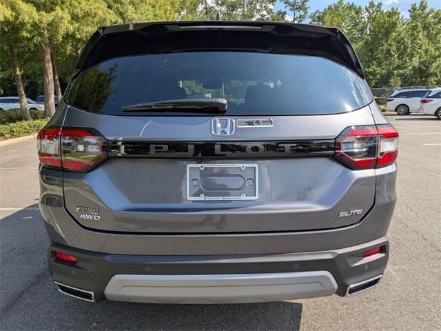 new 2025 Honda Pilot car, priced at $54,530