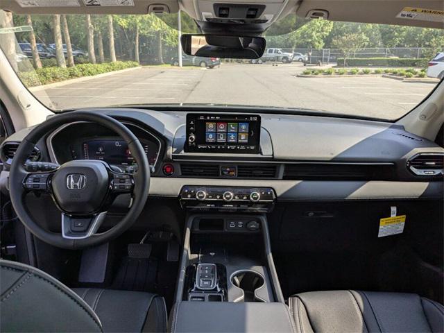 new 2025 Honda Pilot car, priced at $54,530