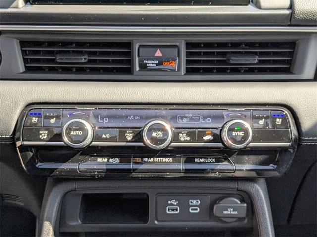 new 2025 Honda Pilot car, priced at $54,530