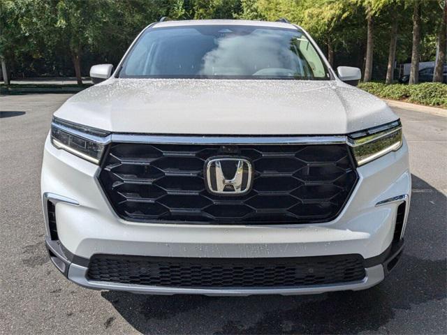 new 2025 Honda Pilot car, priced at $56,705