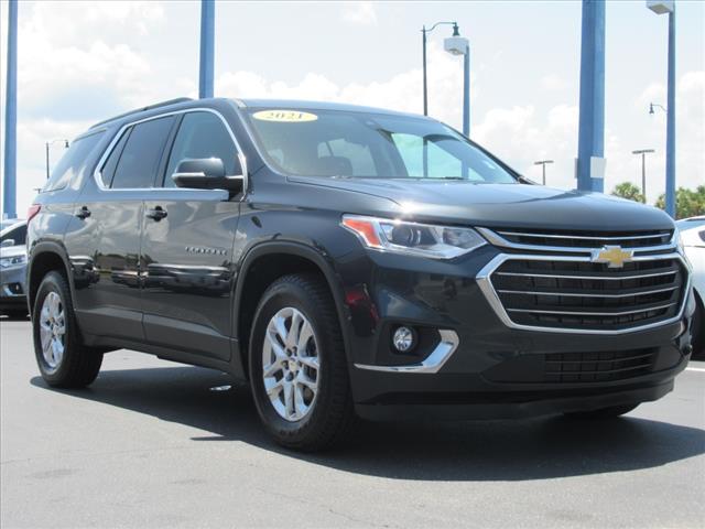 used 2021 Chevrolet Traverse car, priced at $27,548