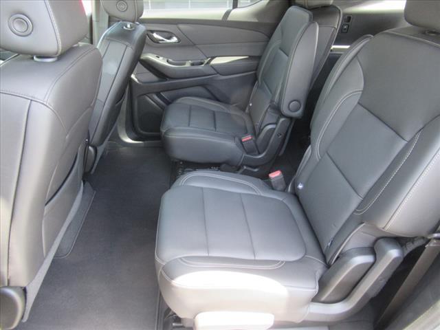 used 2023 Chevrolet Traverse car, priced at $32,103